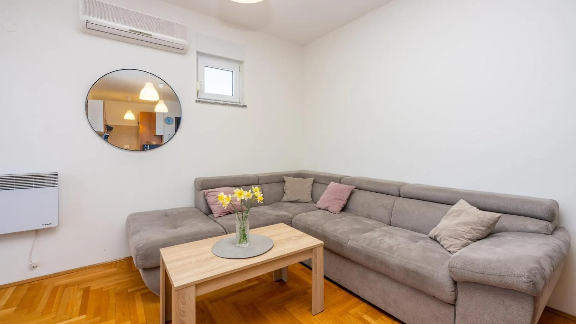 Pavicic Jadranovo Apartment